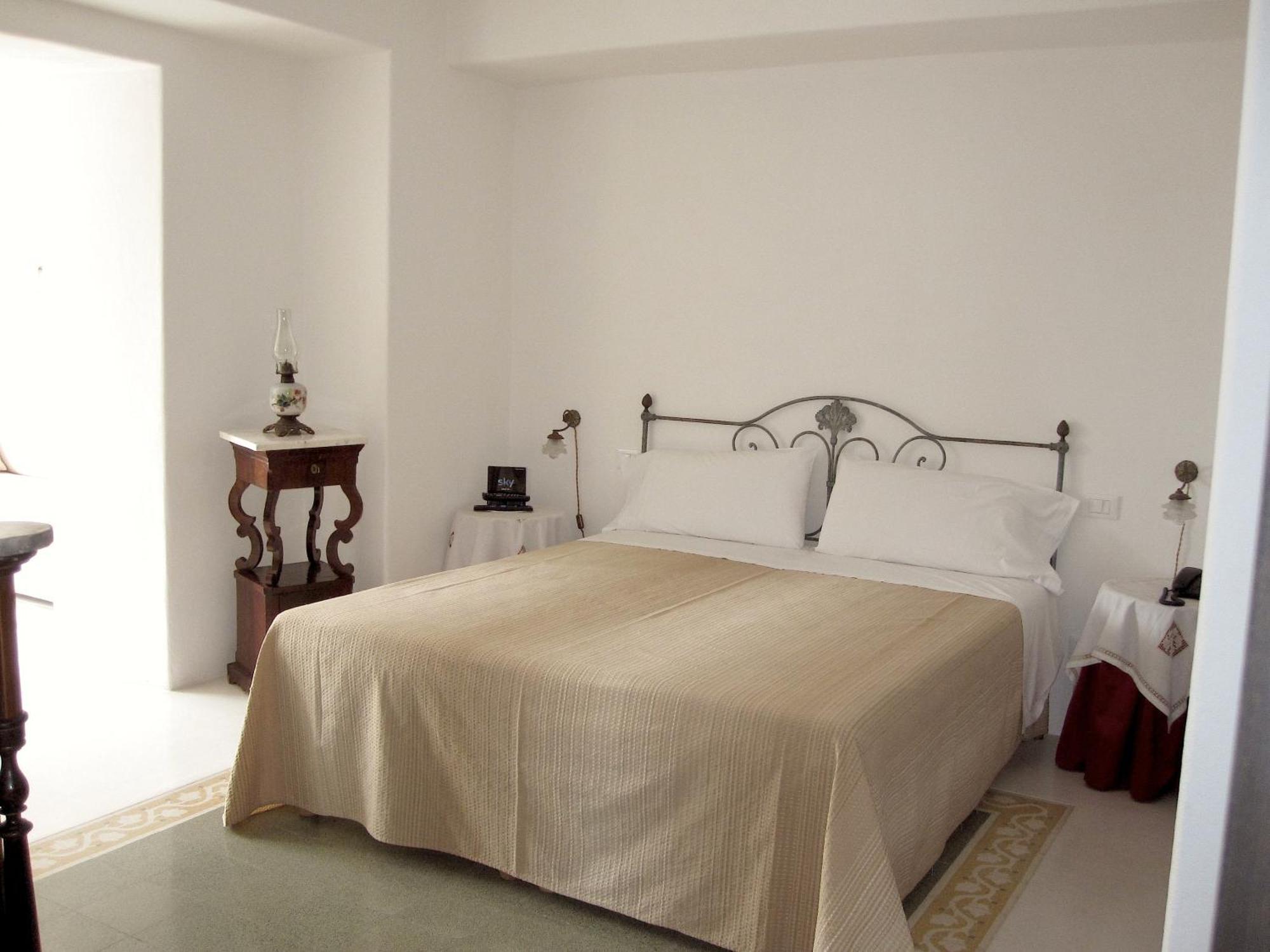 Hotel Santa Marina Antica Foresteria Santa Marina Salina Exteriér fotografie